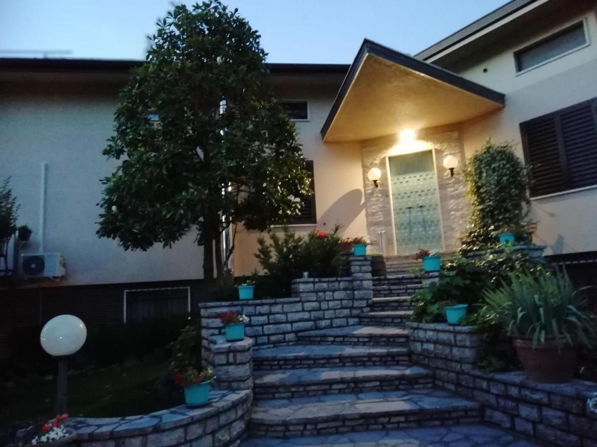 Medolago B&B Boutique Villa Terry מראה חיצוני תמונה