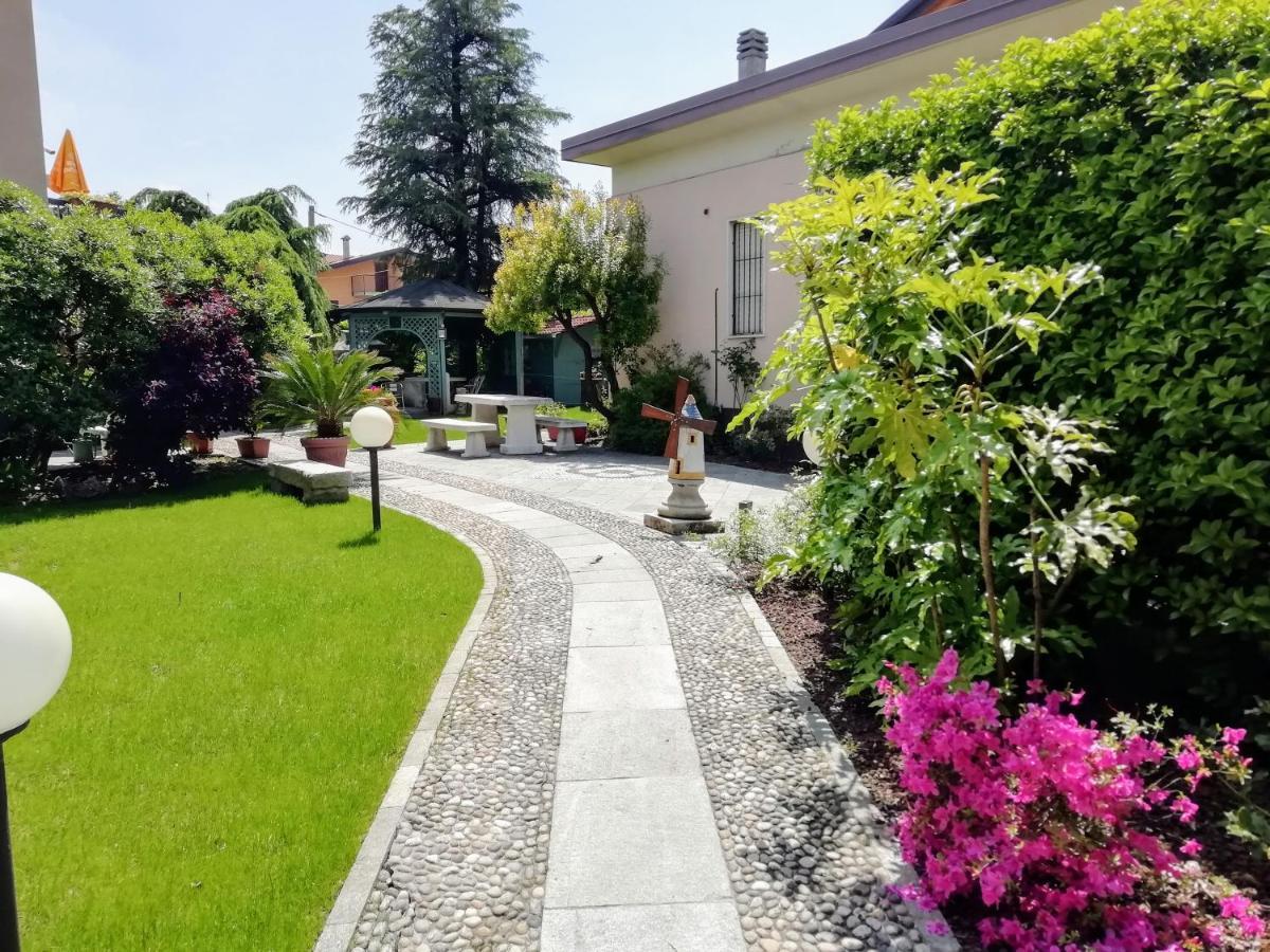 Medolago B&B Boutique Villa Terry מראה חיצוני תמונה