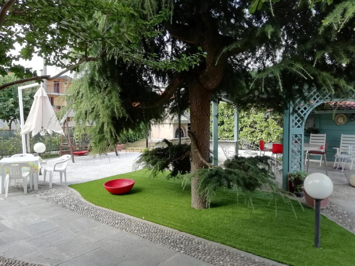 Medolago B&B Boutique Villa Terry מראה חיצוני תמונה