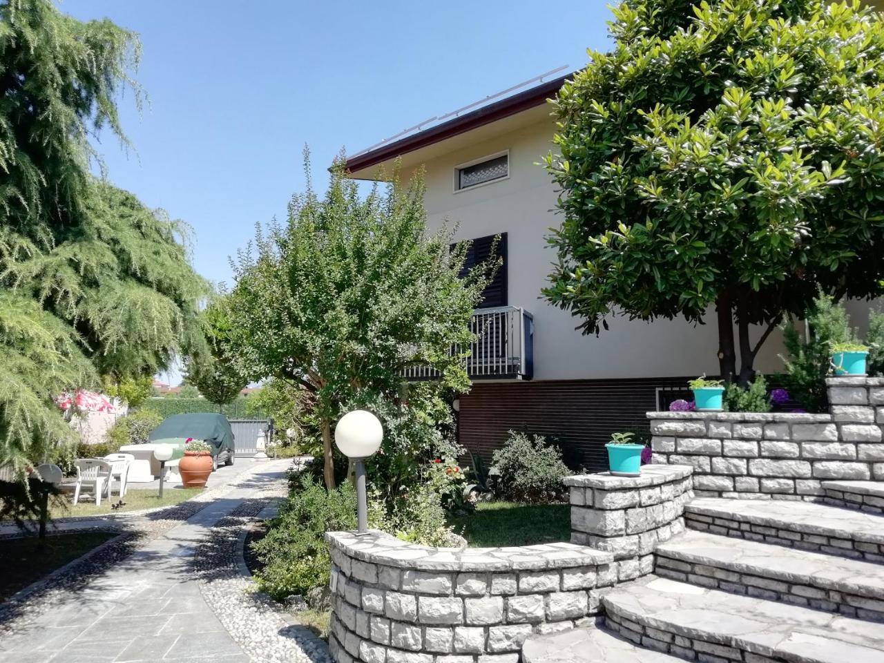 Medolago B&B Boutique Villa Terry מראה חיצוני תמונה